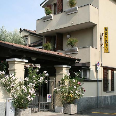 Hotel Rocco カルガーテ エクステリア 写真